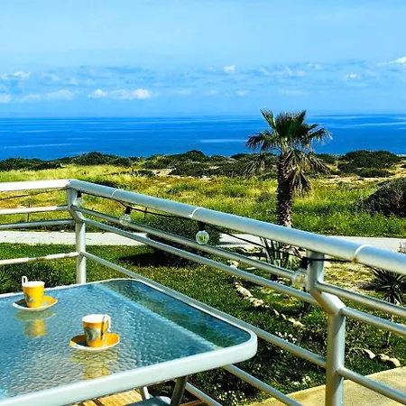 Esentepe Turtle Bay Village 2-bedroom Sea View דירה *