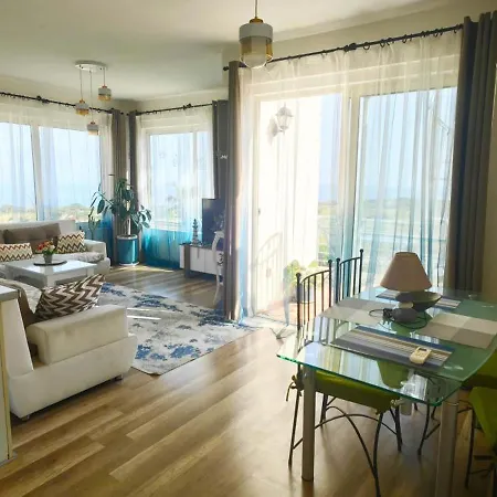 Esentepe Turtle Bay Village 2-bedroom Sea View דירה *